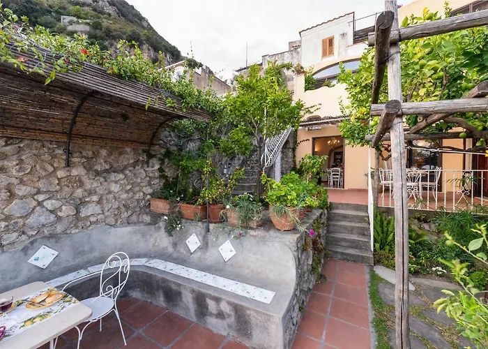 Casa Claudius Positano - Sea View, Peaceful Outdoor Private Garden